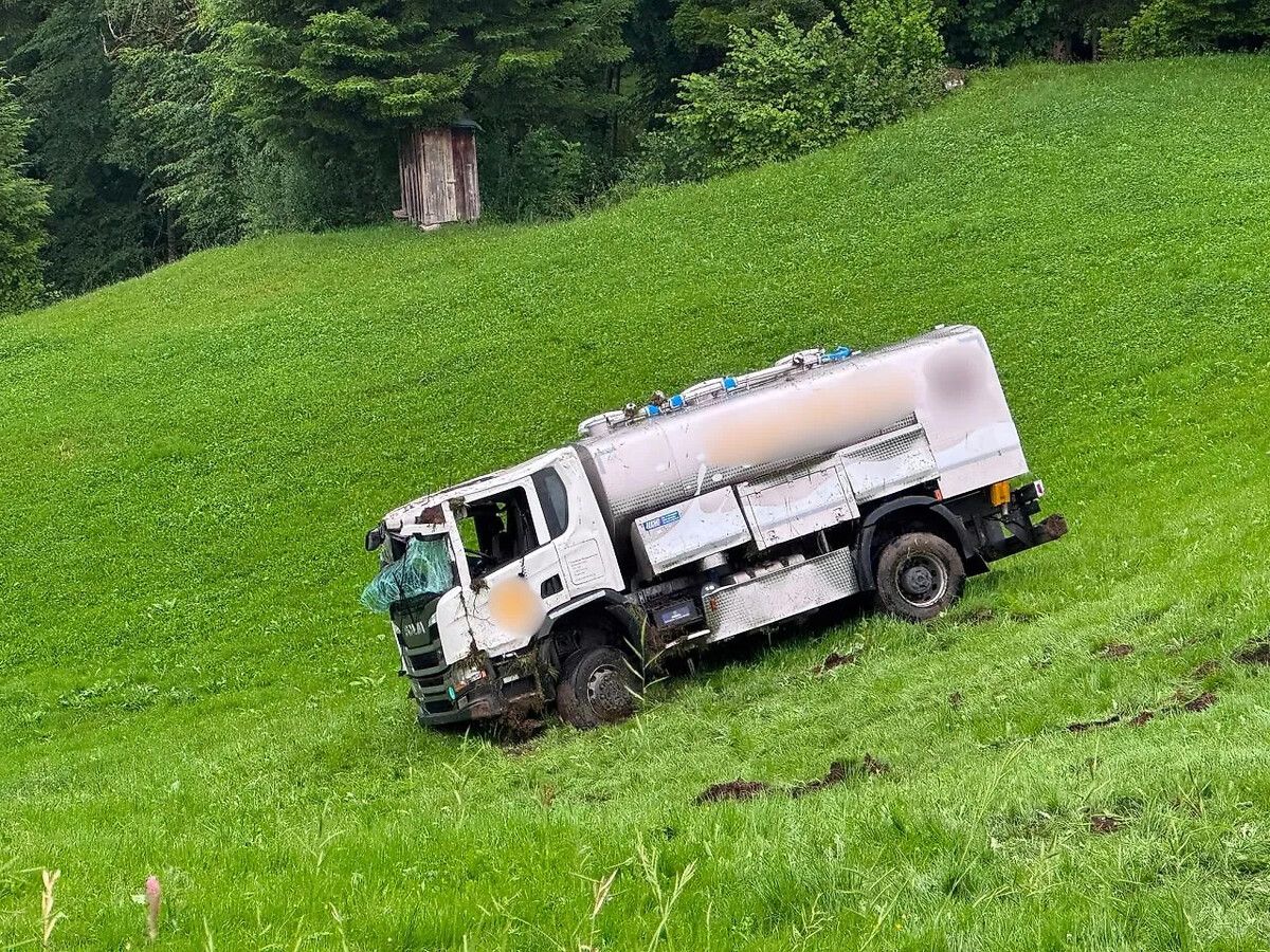 Milchwagen abgestürzt