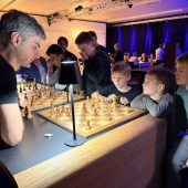 100 Jahre für das Spiel der Könige
