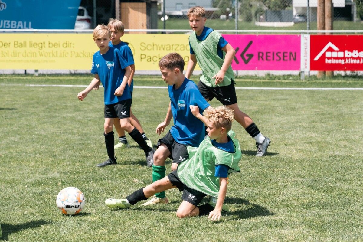 Im Mittelpunkt des Camps werden Spiel, Bewegung und sportliche Entwicklung stehen.
