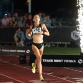 Redlinger lief bei Track Night im Rampenlicht zu Premierentitel