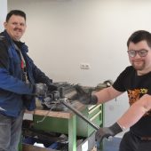Platz im Team: Wie Arbeit Selbstvertrauen gibt