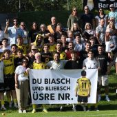 Kein Aufstieg, aber ein Derbysieg zum Abschluss