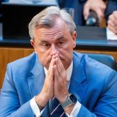 Politik in Kürze