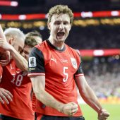 Trotz Kieferbruch will Posch weiterspielen