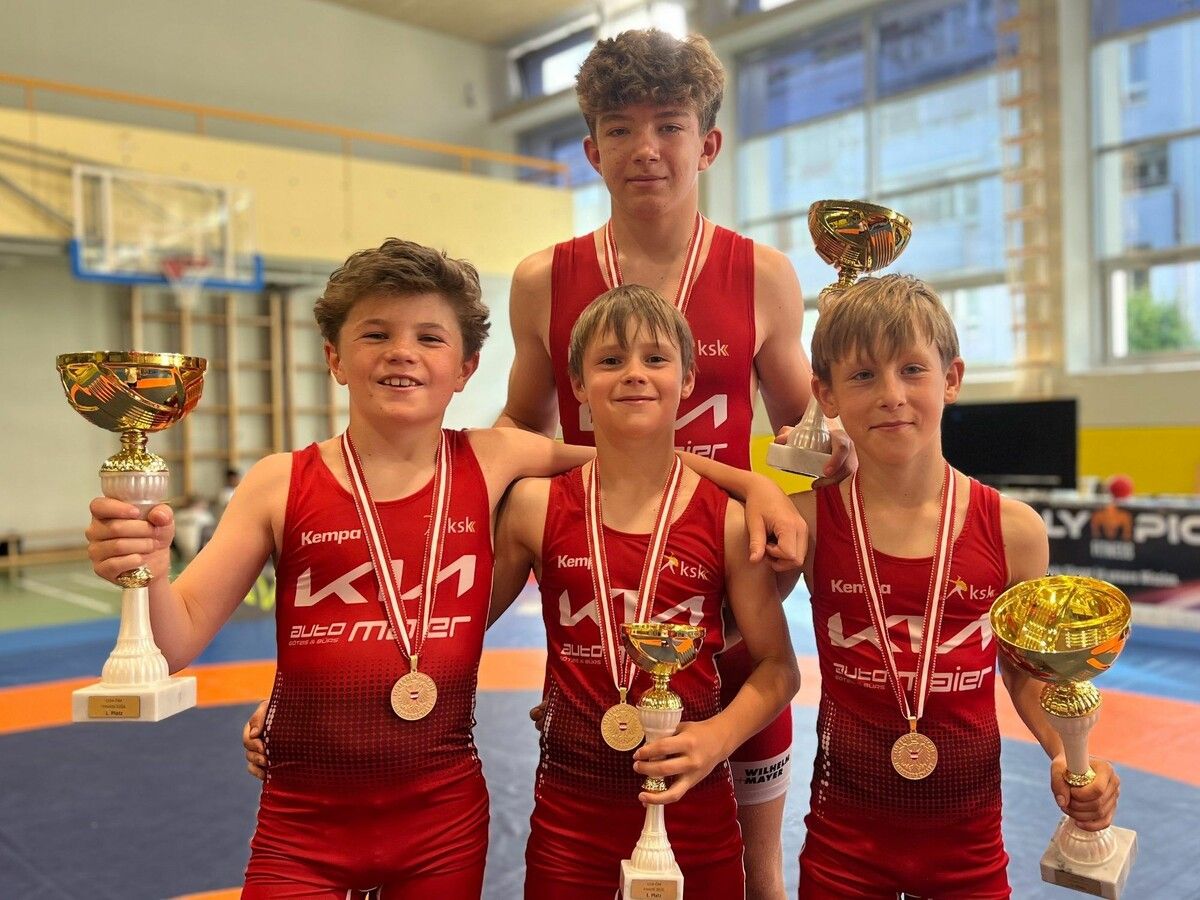 Silas Begle, Matteo Marte, Elias Summer und Jonas Kröss.