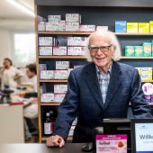 Apotheker und Sänger, der nach der letzten Note noch lange nicht fertig war
