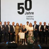 Liebherr-Firmenjubiläum wurde Volksfest