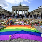Nach CSD-Angriff in Berlin wächst die Kritik
