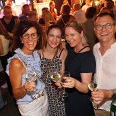 Genuss und Geselligkeit beim Weinfest