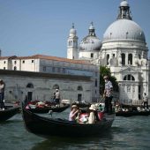 Venedig nimmt mit Eintritt  für Tagesgäste Millionen ein