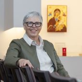 „Schickt sie nicht weg. Gebt ihnen zu essen.“