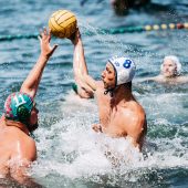 Wasser-Festspiele mit internationalen Teams