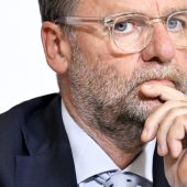 Politik in Kürze