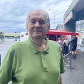 Steuer sinkt, Zweifel bleiben