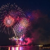 Genuss aus aller Welt trifft ­Feuerwerk auf dem Bodensee