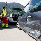 Sechs Verletzte nach Kollision zweier Pkw
