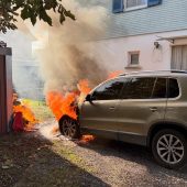 Auto in Flammen