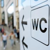 Klo-Gebühr landet vor Gericht
