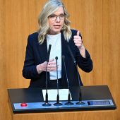 Politik in Kürze
