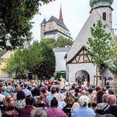 Himmlische Stunden mit Musik,  Genuss und jeder Menge Programm