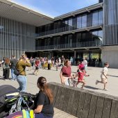 Zahl der Suspendierungen an Schulen erneut gestiegen