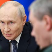 Putin baut Armee weiter um