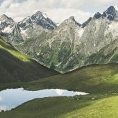 Hoch zu den  Koruldi-Seen