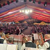 Senioren feiern den Bockbierauftakt