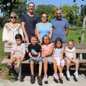 498 Lauteracher Kinder haben „ihren Baum“