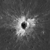 NASA-Forscher entdeckten neuen riesigen Mondkrater