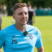 Joshua Schirmer ist die Sprachbrücke bei SW Bregenz. »C1