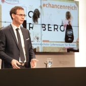 Jeder naschte am Markenkuchen