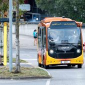 Erster autonomer Linienbus startet