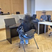 Betrunkene biss Partner in den Unterarm