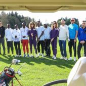 Marathon-Stars üben sich im Abschlag