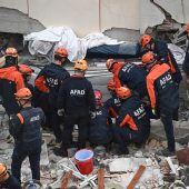 Zwei Tote nach ­Gebäudeeinsturz in Istanbul