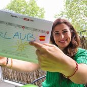 Wer schlau plant, bekommt mehr Urlaub: Mit wenigen Urlaubstagen lange frei. »A5