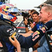 Chaos und Jubel in Sepang