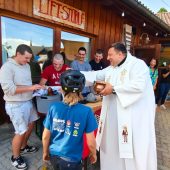 Hühner, Hasen und Hunde gesegnet